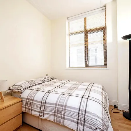 Appartamento Goed Gelegen Met Twee Slaapkamers Amsterdam