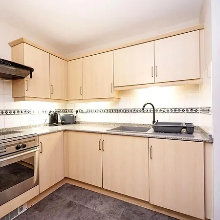 Goed Gelegen Met Twee Slaapkamers * Amsterdam
